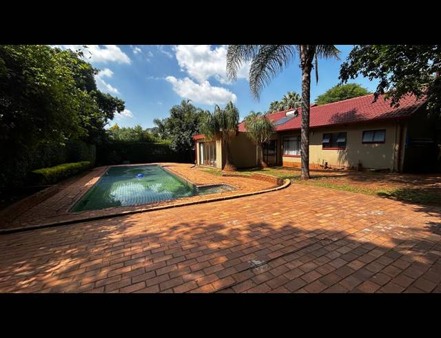 3 BEDROOM HOUSE FOR SALE IN SAFARI GARDENS